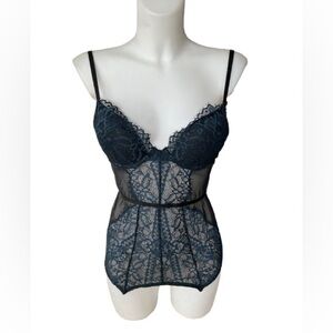 La SENZA Black Lace Chemise with Sheer Floral Design Size Small